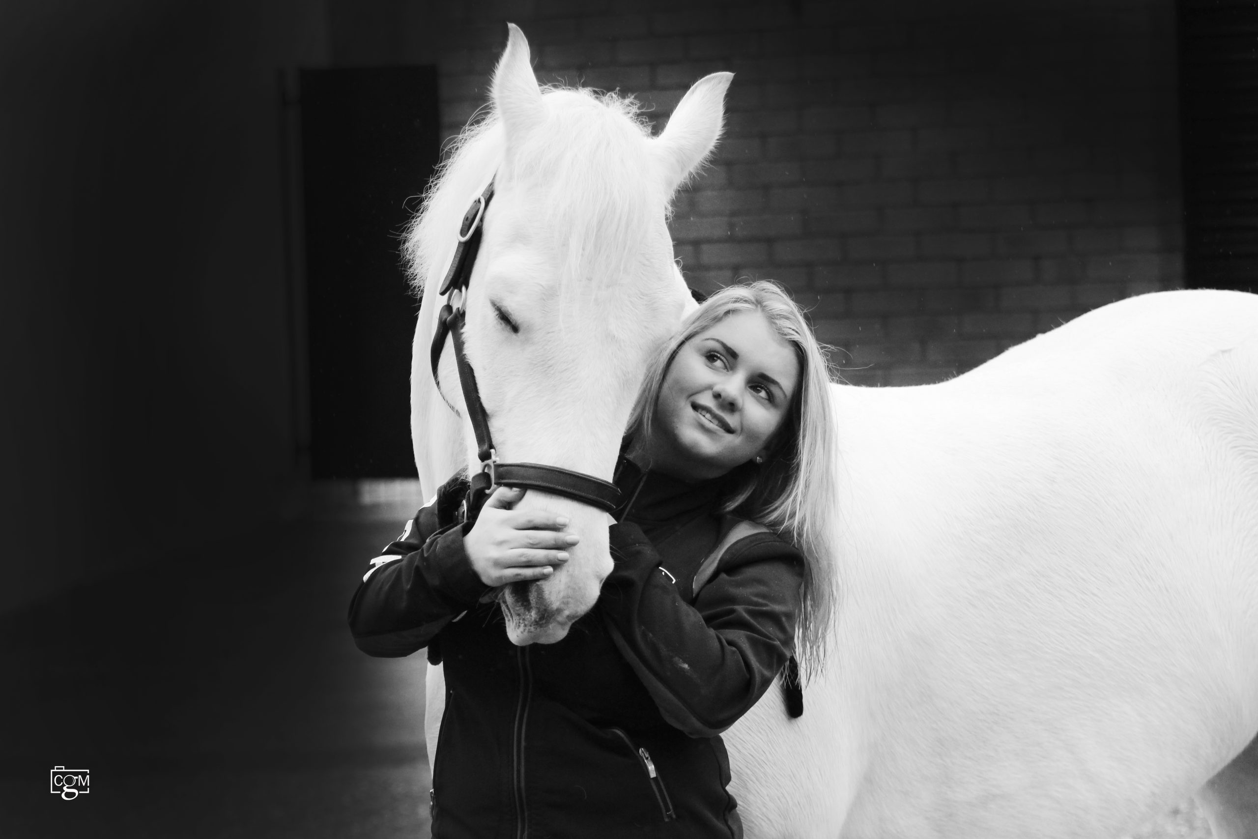 Read more about the article Just one girl and her horse